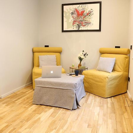 Meyland Suites Centro Milan Luaran gambar